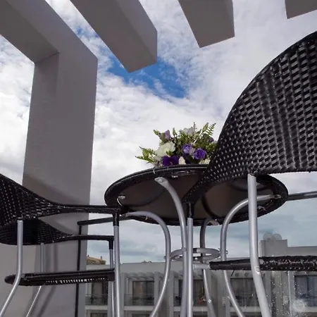 Captain Szálloda 3*