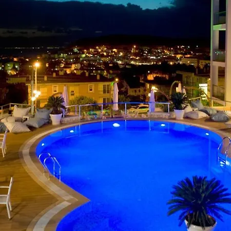 Captain Szálloda 3*